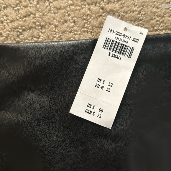 Abercrombie and fitch vegan leather skirt - Picture 2 of 5